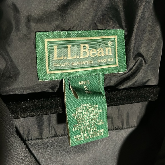 L.L. Bean black quilted puffer jacket Mens size Small - Picture 6 of 8